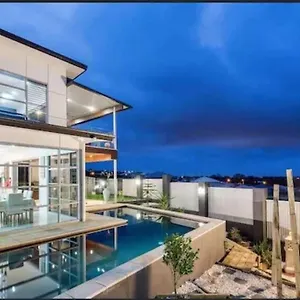 Luxury Family House With Panoramic Ocean Views , Nikenbah Australia