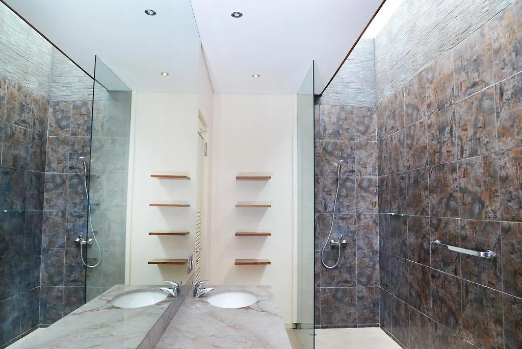 Villa Tentrem Legian